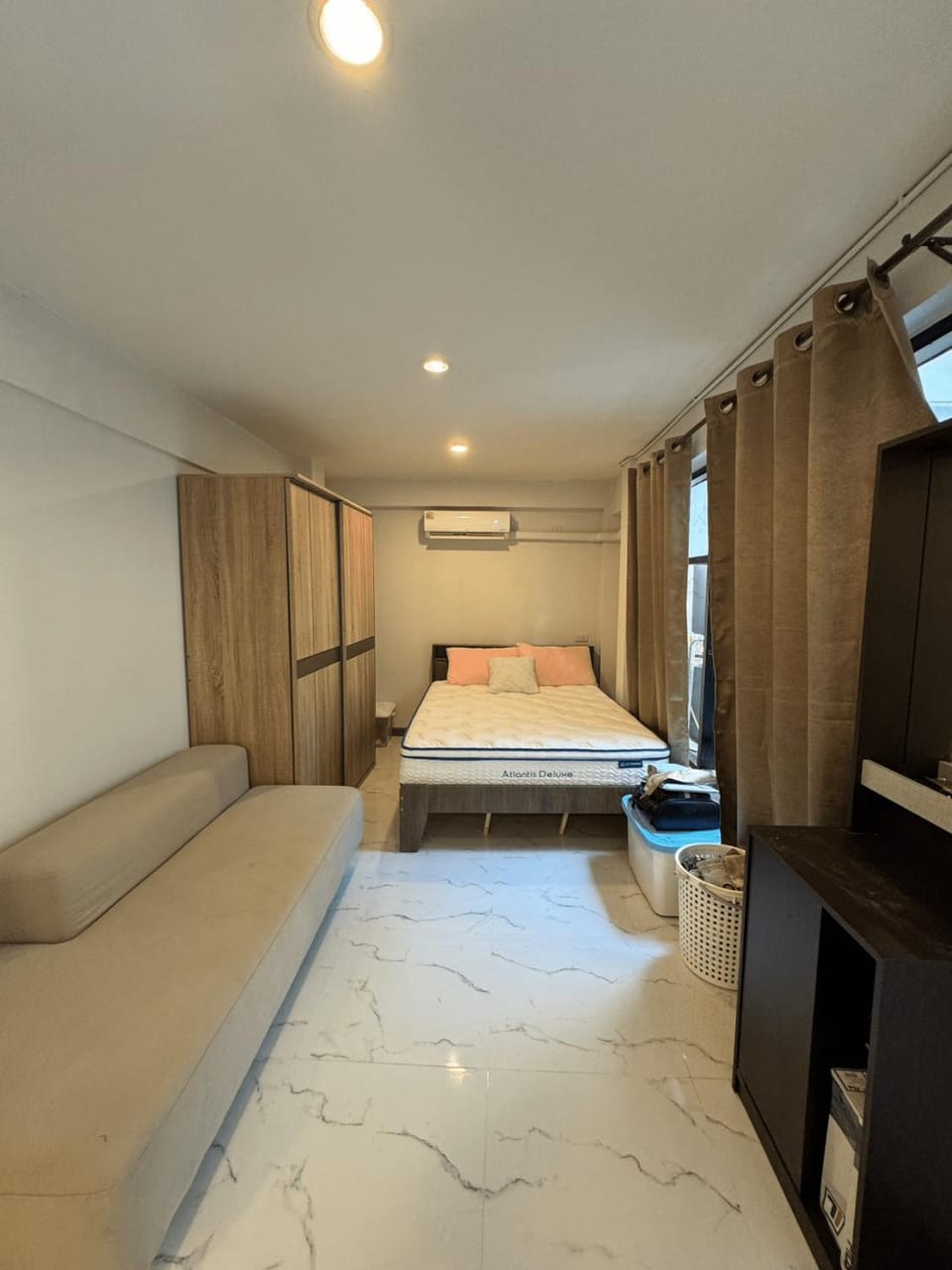 Bed, Photo of the whole room, Bedroom, wardrobe
