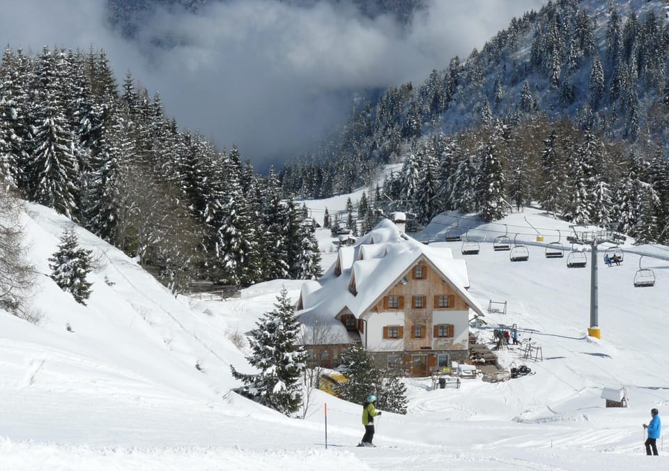 Property building, Winter