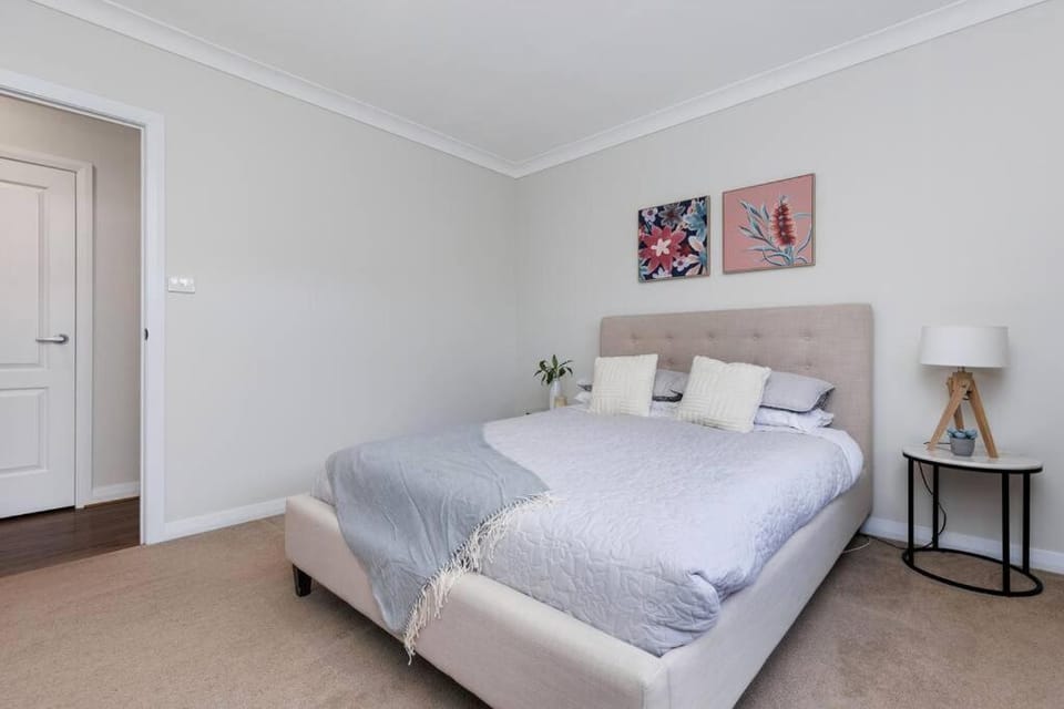 Tranquil 2-bedroom retreat Villa in Wagga Wagga