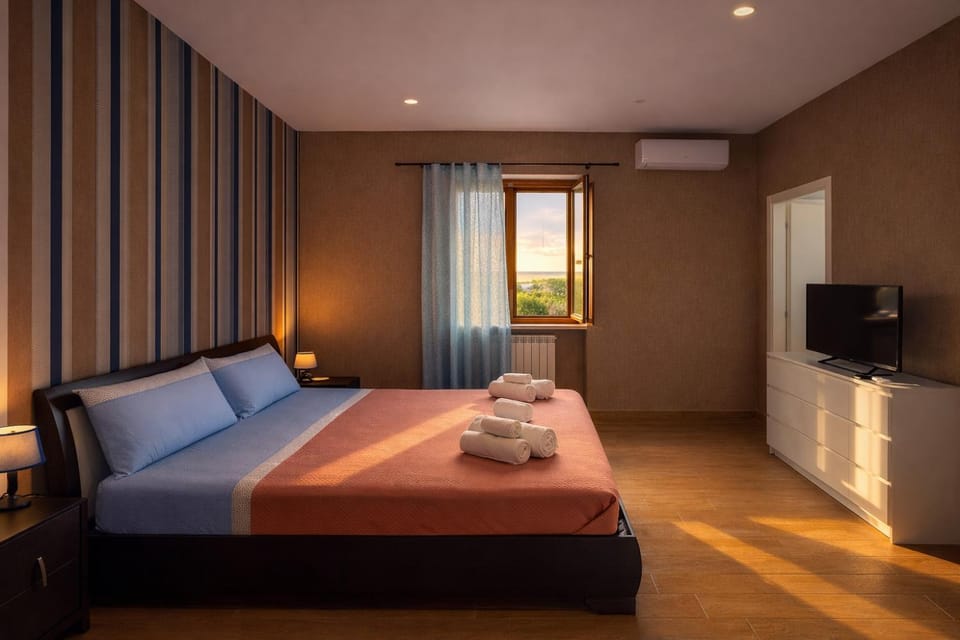 Bed, TV and multimedia