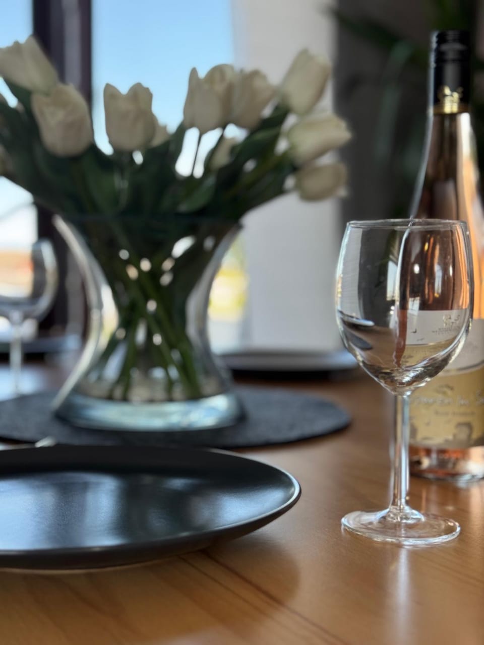 Decorative detail, Dining area