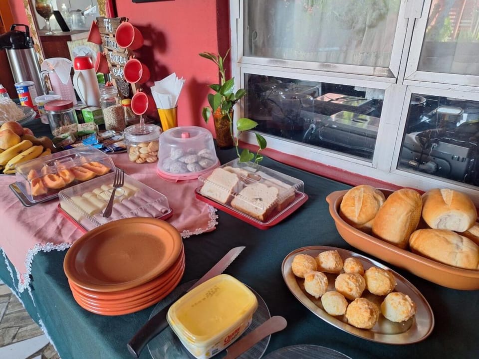Breakfast, Continental breakfast, Buffet breakfast