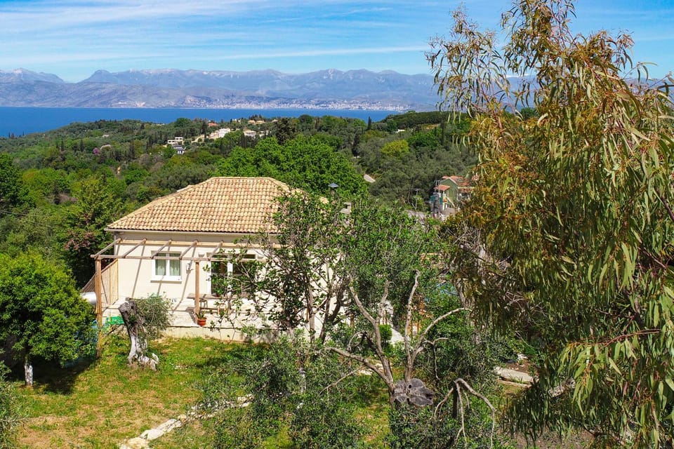 Property building, Day, Natural landscape, Mountain view, Sea view