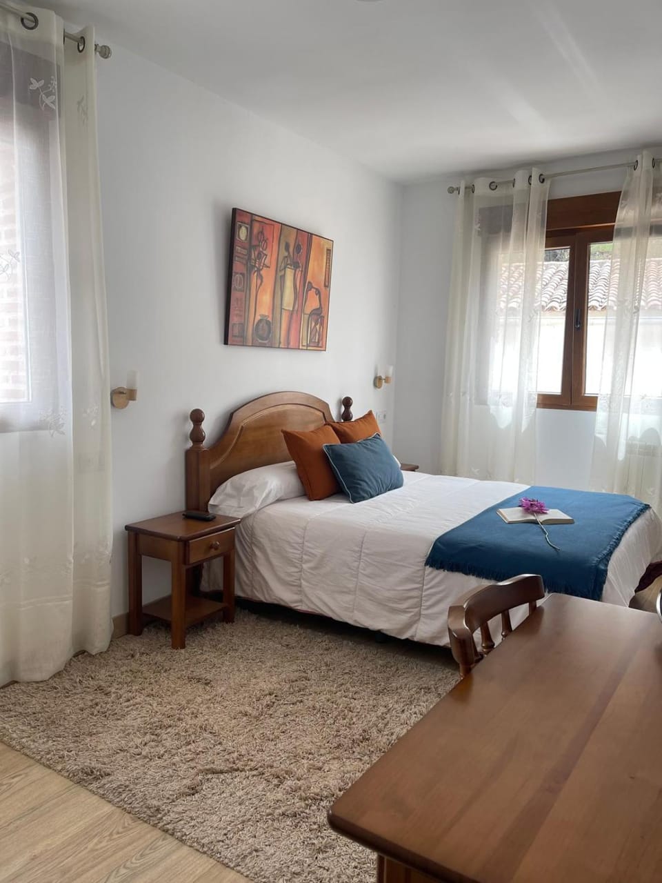 Photo of the whole room