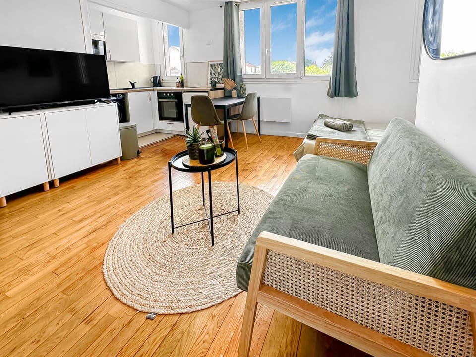 Arrêt Paisible à Maisons Alfort Apartment in Créteil