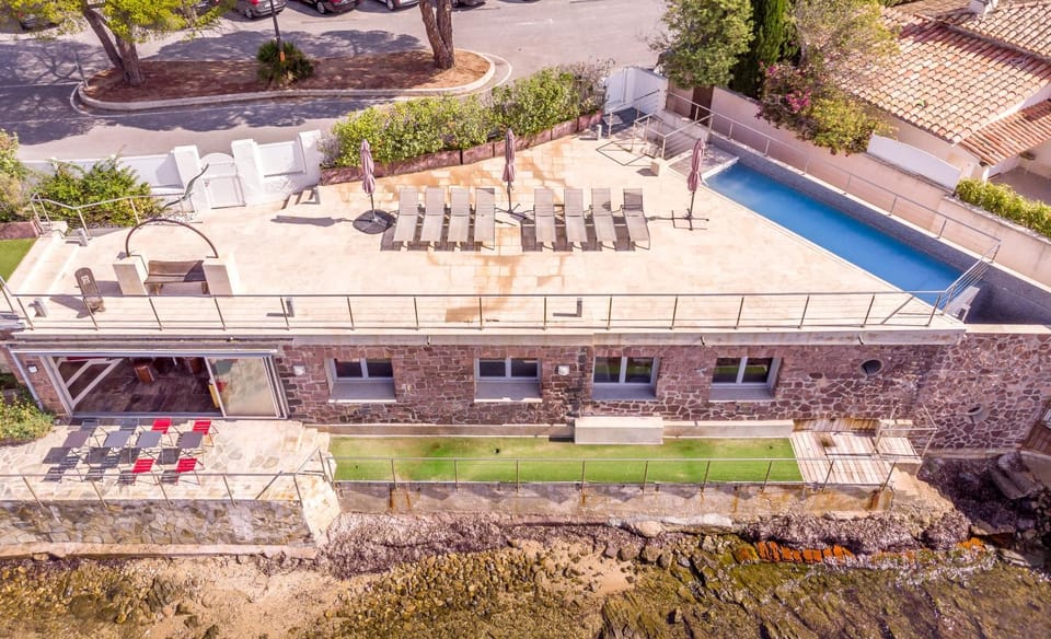 Property building, Pool view, Swimming pool