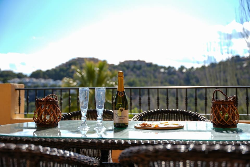 Altea Hills 3BR House with Private Garden House in Marina Baixa