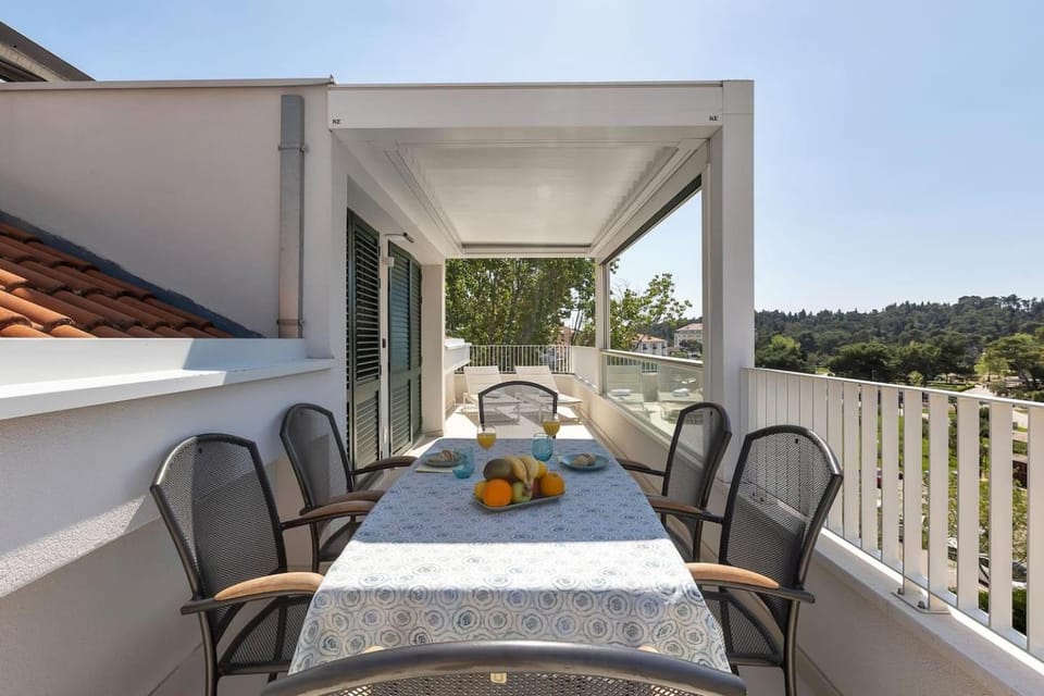 Penthouse Nikolina-50m to beach! - Makarska Exklusiv Apartment in Makarska