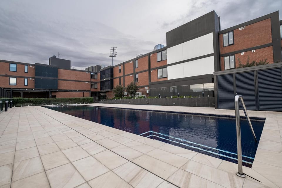 Property building, Swimming pool