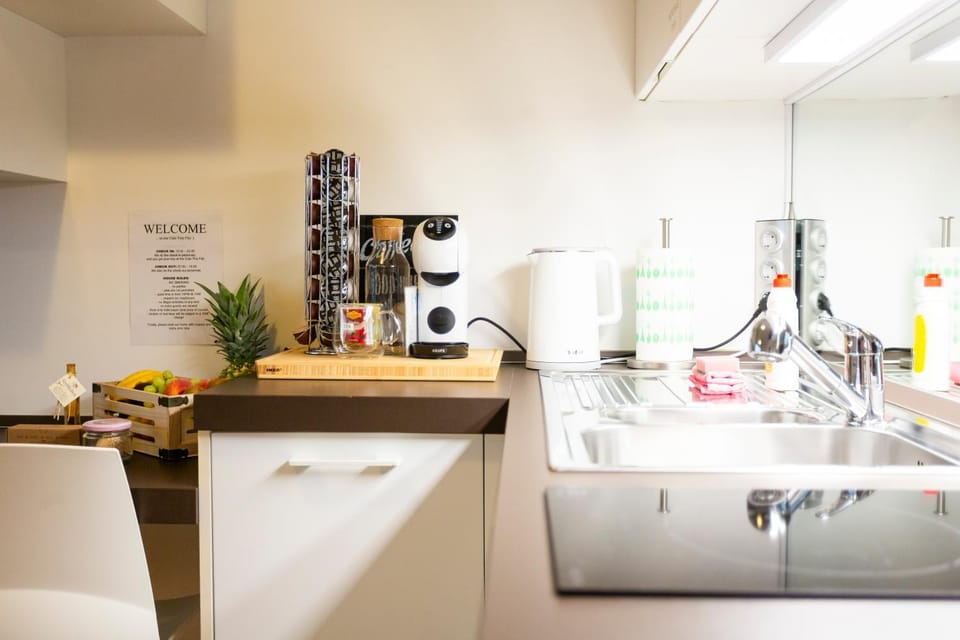 Coffee/tea facilities, Kitchen or kitchenette