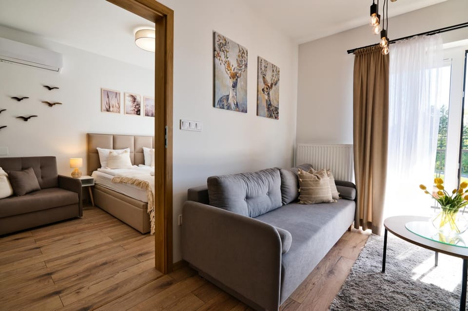 Bed, Living room, Photo of the whole room, Seating area, Bedroom