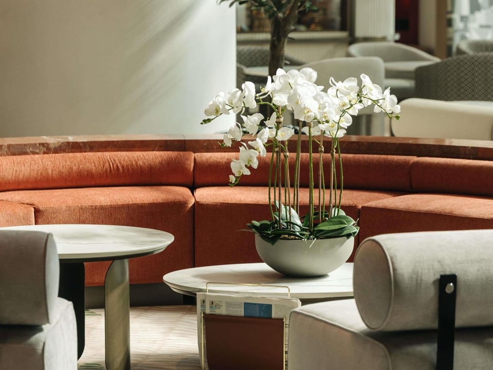 Property building, Lobby or reception, Seating area