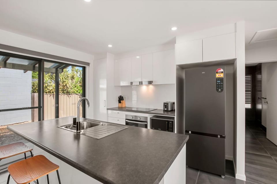 Coronation Ave 123B, Golden Beach House in Golden Beach
