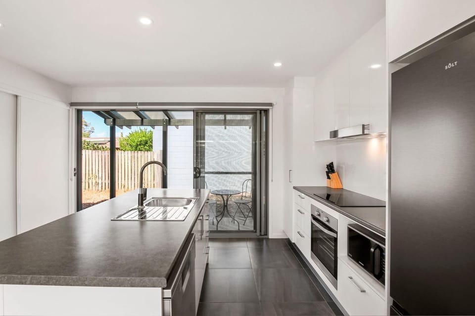 Coronation Ave 123B, Golden Beach House in Golden Beach