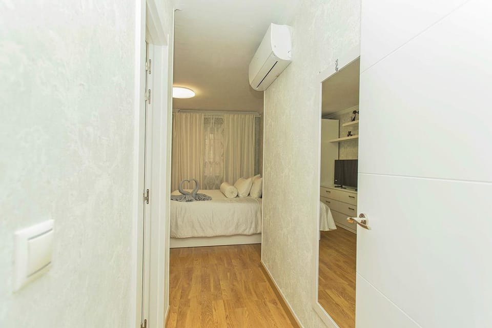 Bed, Photo of the whole room, Bedroom, towels, wardrobe