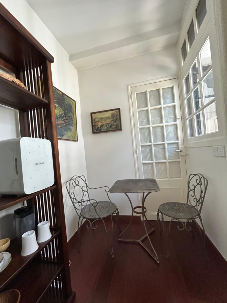 Seating area