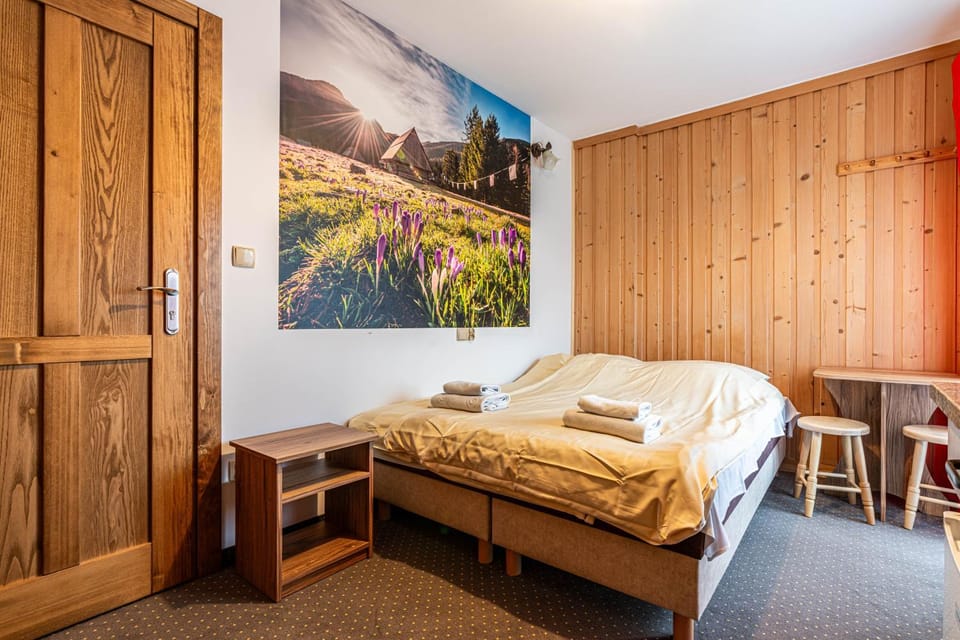 Bed, Photo of the whole room