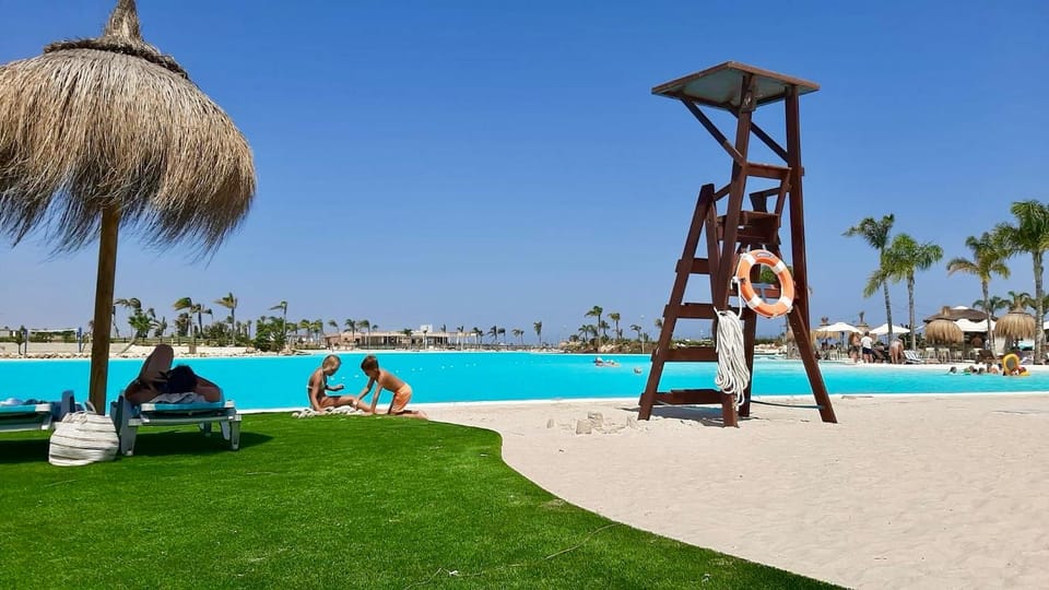 Beach, Swimming pool, Swimming pool