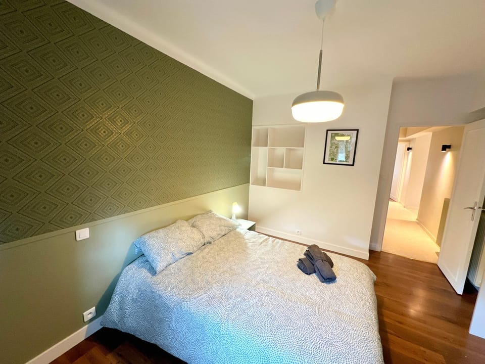 Bel appartement 100 m2 / Parking / Paisible Apartment in Occitanie