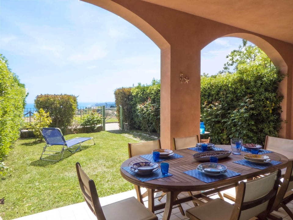 Property building, Garden, Garden view