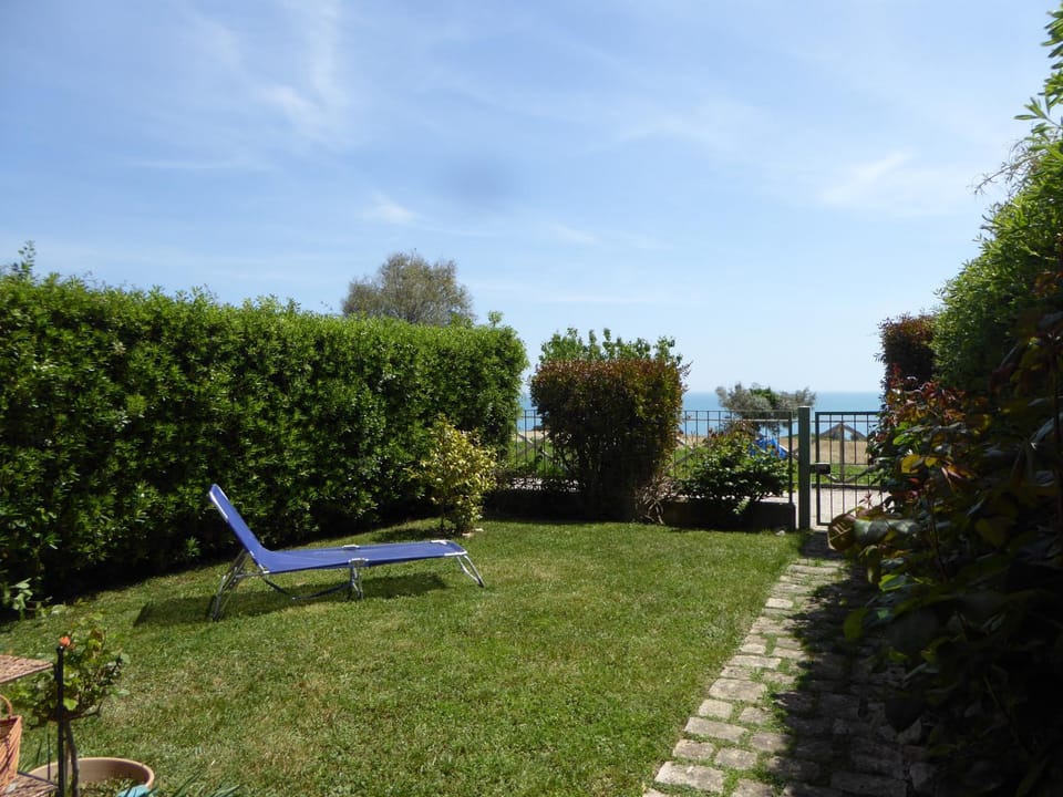 Property building, Garden, Garden view