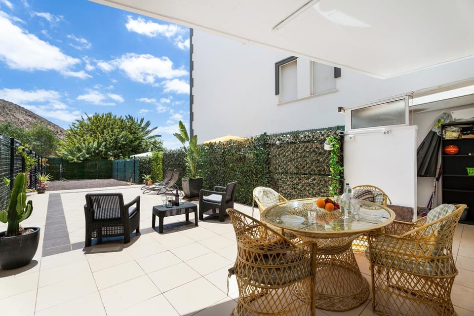 Patio, Balcony/Terrace, Mountain view