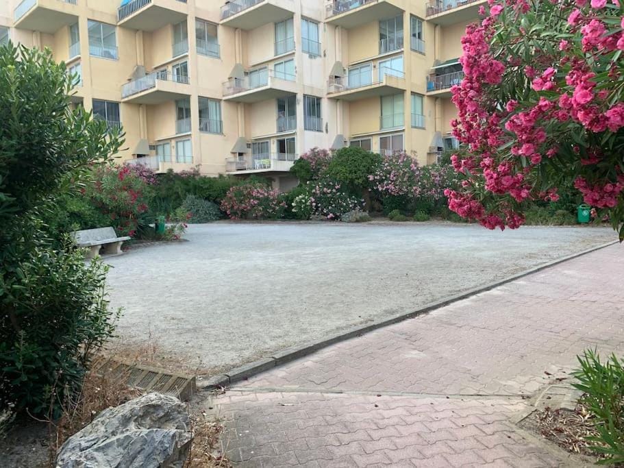 Le Barcarès studio bord de mer 25m2 Apartment in Le Barcarès