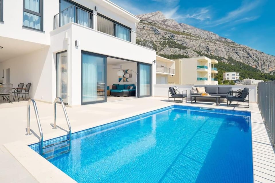 Ferienhaus Komplex - Villa David - Makarska Exklusiv Villa in Makarska