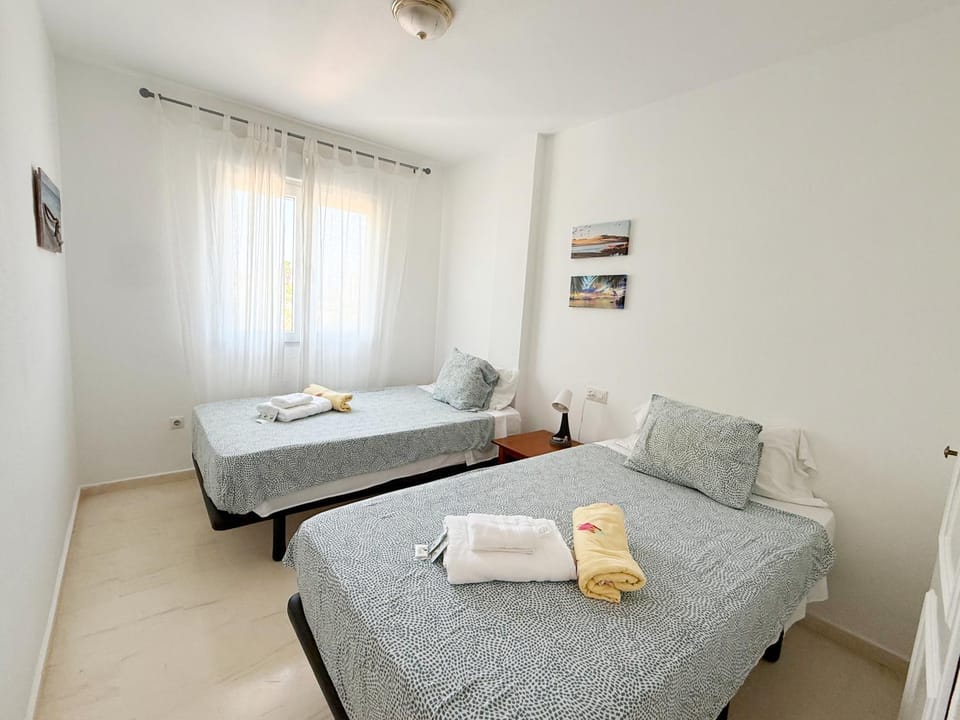 Casa Calypso: Two bedroom Beach Apt with pool Apartment in Sitio de Calahonda