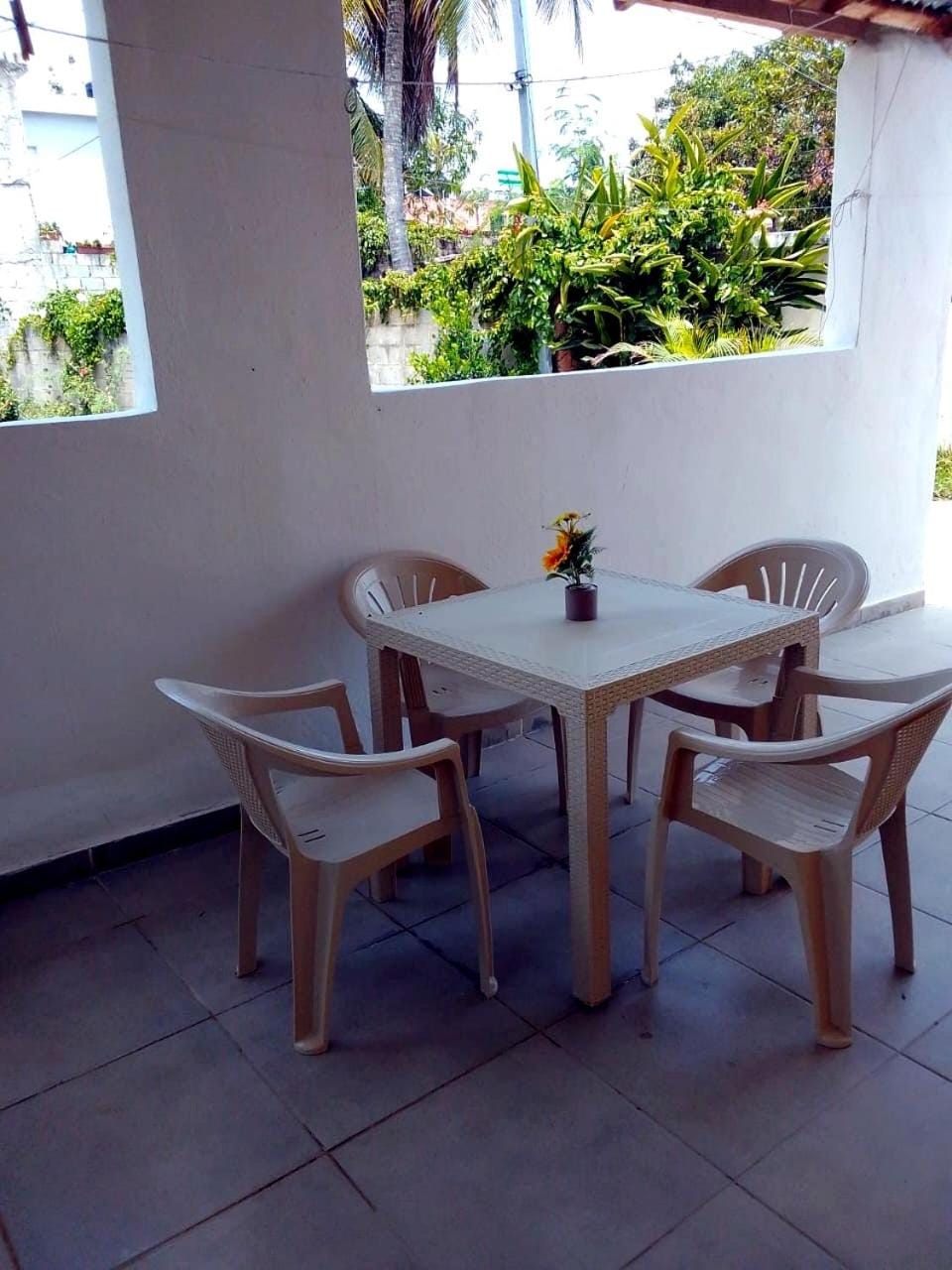 Patio, Day, Balcony/Terrace, Dining area