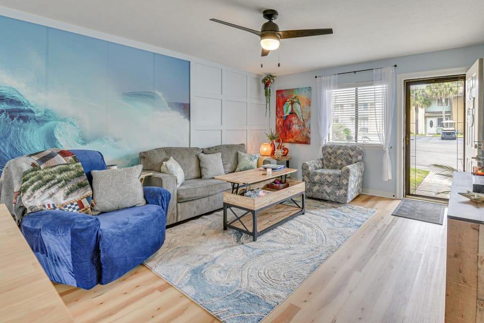 "The Wave" PCB Townhome w/ Pools + Beach Access House in Panama City Beach