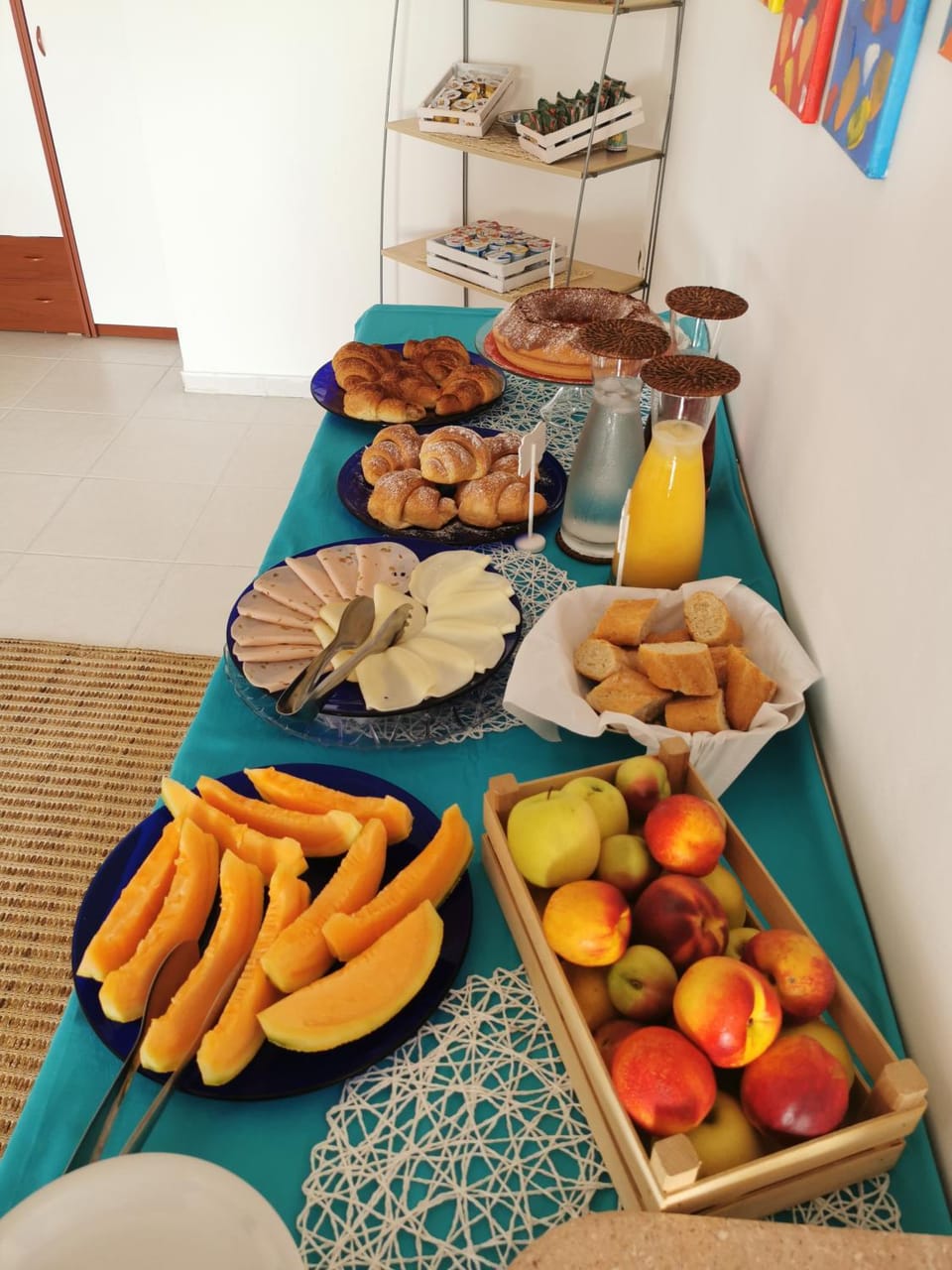 Breakfast, Buffet breakfast