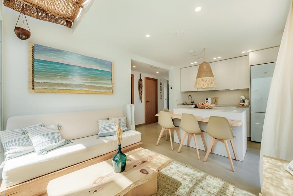 Kitchen or kitchenette, Living room, Dining area