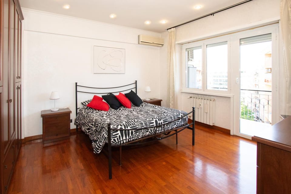 81 mq, Stazione trastevere, Rome Sweet Home Apartment in Rome
