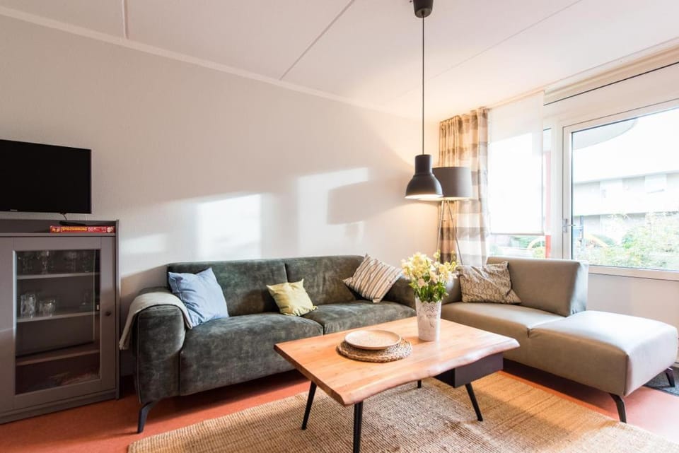 Waddendiamant 24 - tolle Erdgeschosswohnung für bis zu 4 Personen - Haustiere herzlich willkommen Apartment in Friesland, Netherlands