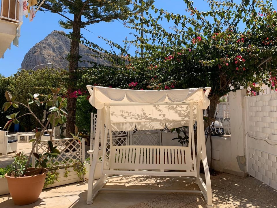 Patio, Day, Natural landscape, Mountain view