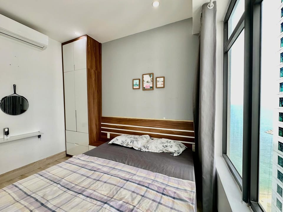 Bed, Photo of the whole room, Bedroom, wardrobe