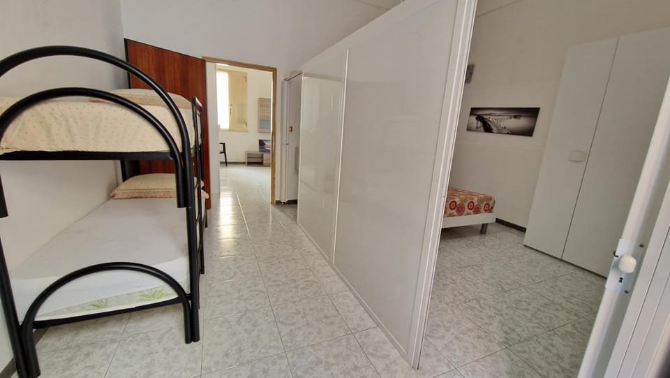 Bed, Bedroom, bunk bed, wardrobe
