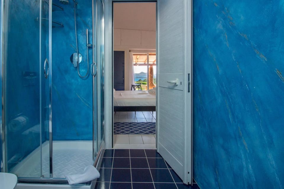 Bathroom, Bedroom