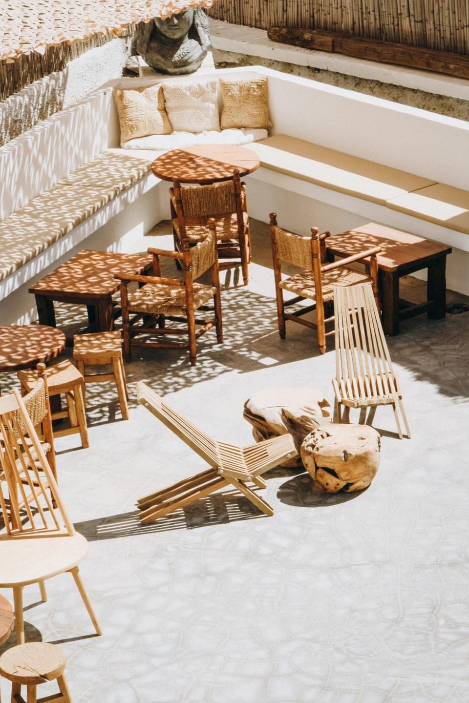 Restaurant/places to eat, Banquet/Function facilities, Seating area