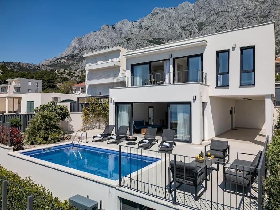 Ferienhaus Komplex - Villa Oliver - Makarska Exklusiv Villa in Makarska