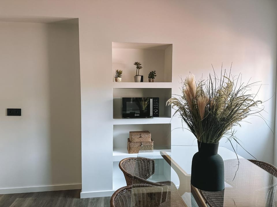 Dining area, Communal kitchen