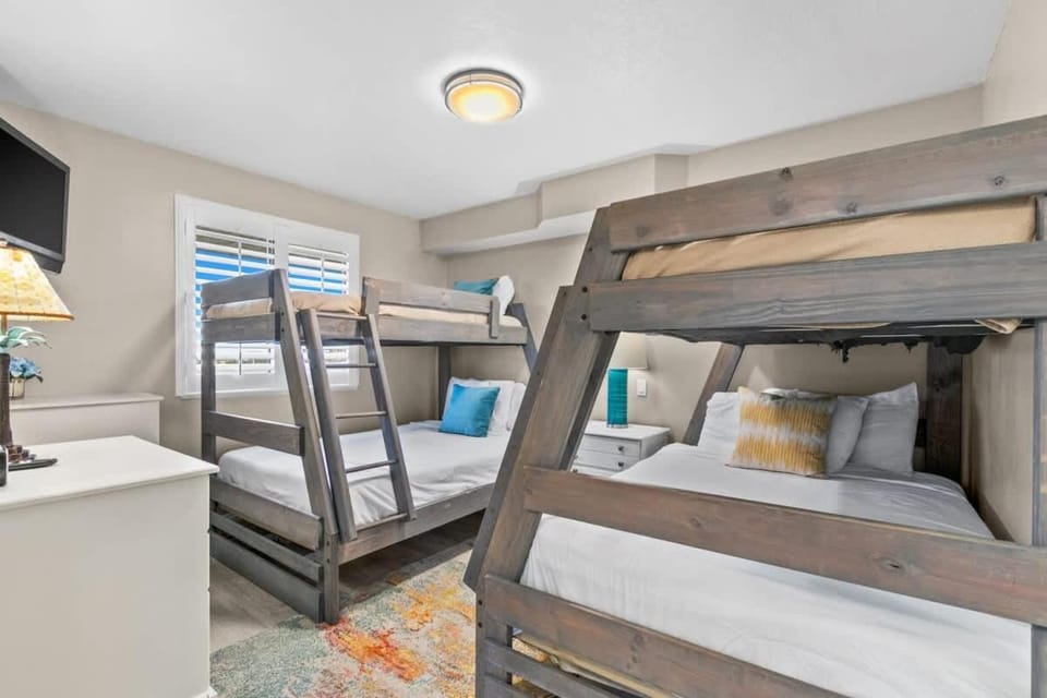 SunDestin Resort Unit 1018 House in Destin