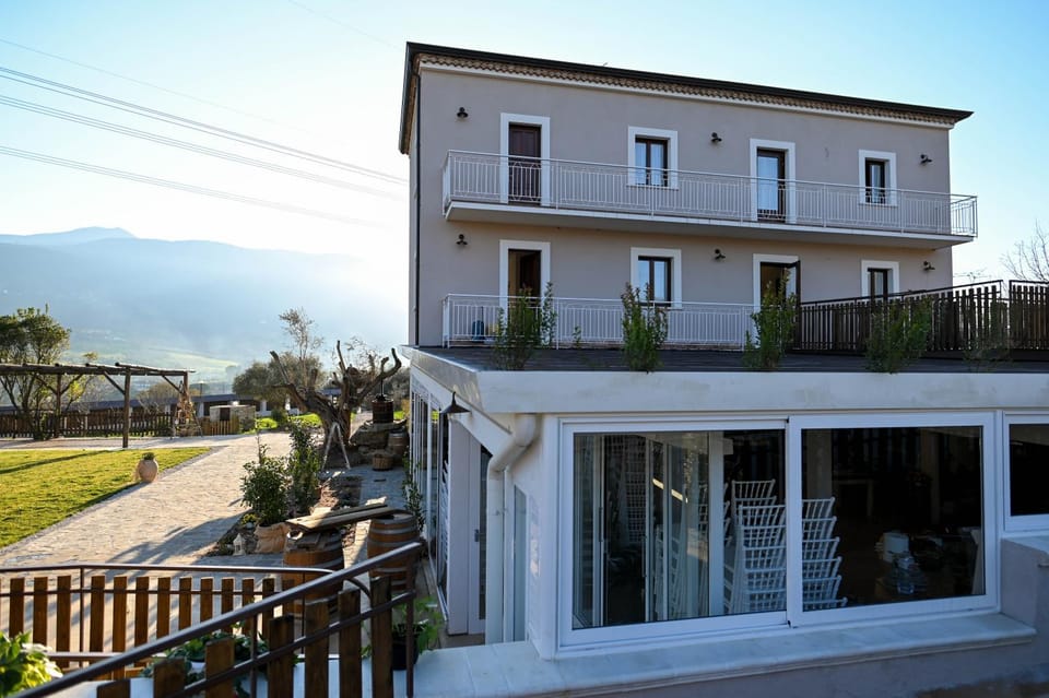 Property building, Facade/entrance
