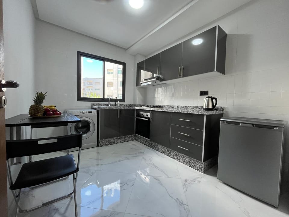 Kitchen or kitchenette, kitchen