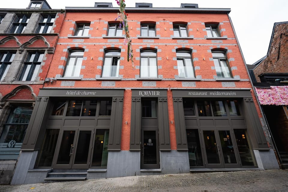 Property building, Facade/entrance