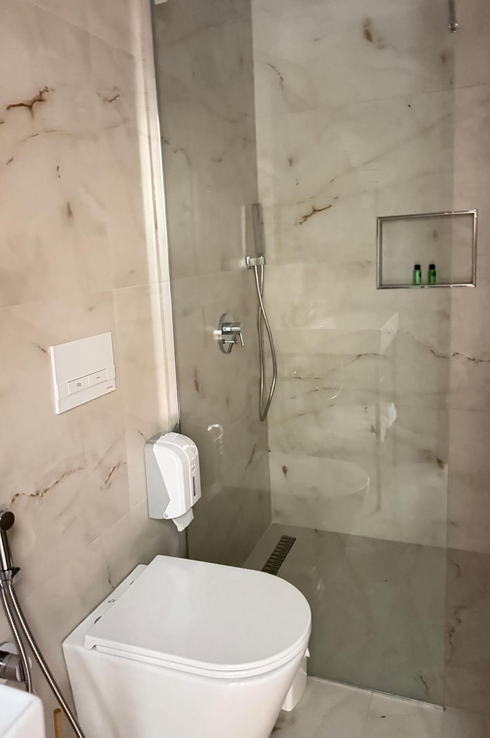 Shower, Toilet, Bathroom