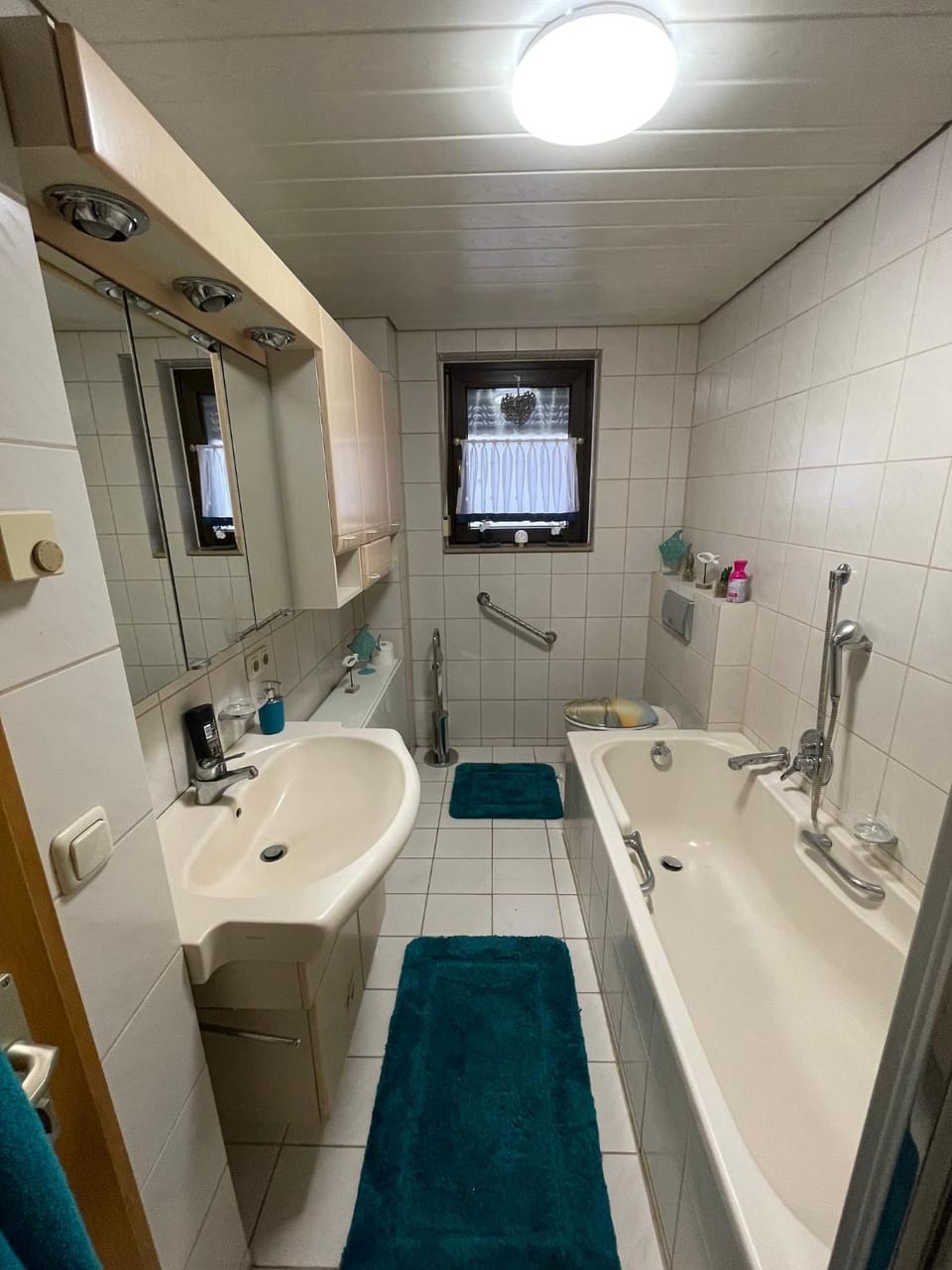Bathroom, Bath