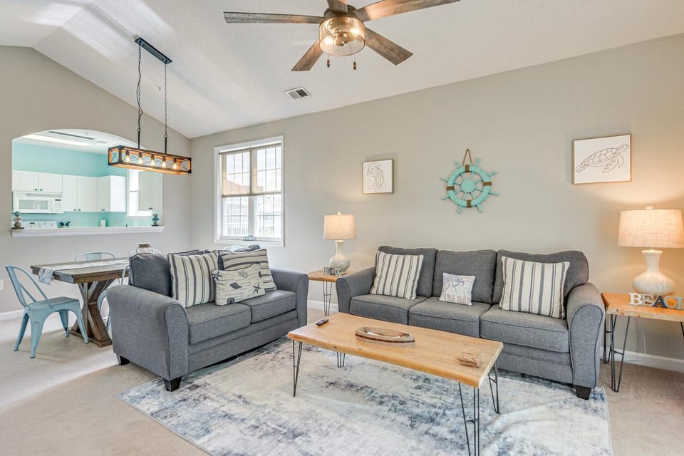 3 Mi to Ocean: North Myrtle Beach Condo w/ Balcony House in North Myrtle Beach