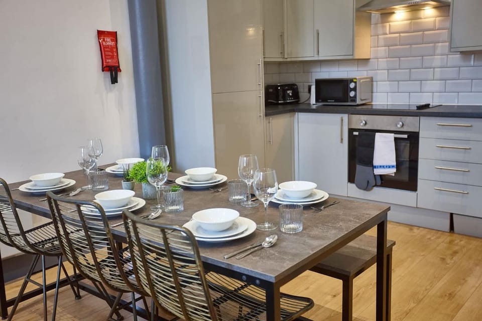 The Larimar Suite Apartment in Manchester